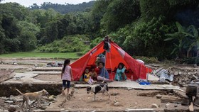 FOTO: Puing-puing Sisa Banjir dan Longsor di Pesisir Selatan Sumbar