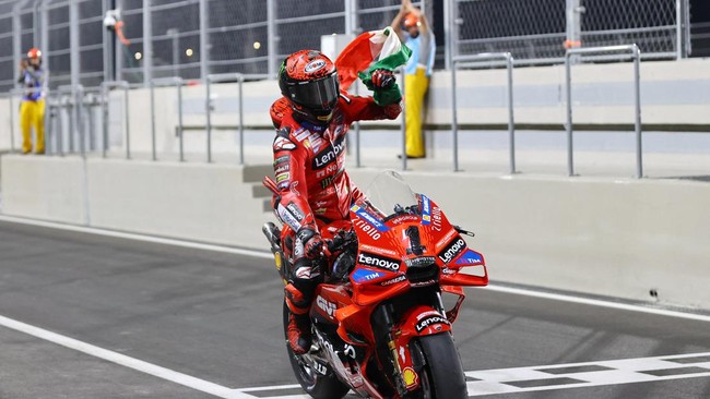 Pembalap asal Italia Francesco Bagnaia berhasil menyamai catatan kemenangan Casey Stoner bersama Ducati di ajang MotoGP.