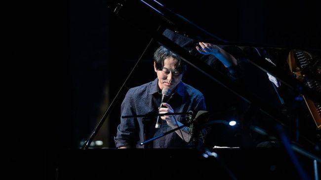 Pianis Yiruma akan konser tunggal bertajuk YIRUMA World Tour Live in Jakarta 2024 Indonesia pada 27 April 2024.