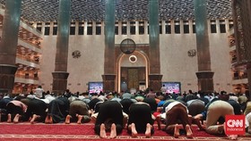 Bacaan Niat Sholat Witir 2 Rakaat dan 1 Rakaat setelah Tarawih