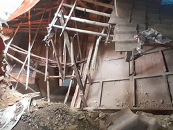 Tembok Rumah Warga Ambruk di Katulampa Bogor, 2 Orang Luka-luka