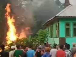 Harimau Sumatera Menyerang, Kantor Taman Nasional Dibakar
