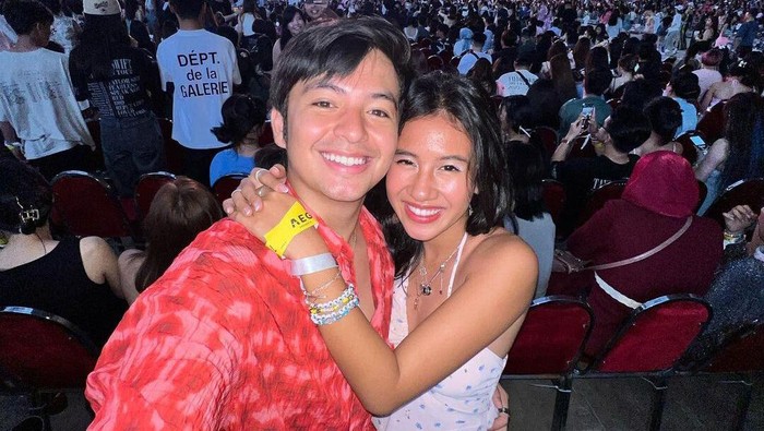 Gaya Fashionable Seleb Indonesia di Konser The Eras Tour Singapura, Terinspirasi dari Lagu-Lagu Taylor Swift