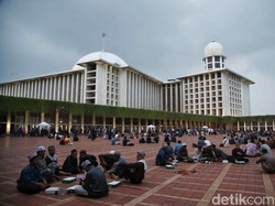 Video: Masjid Istiqlal Sediakan Kotak Saran untuk Teman Difabel
