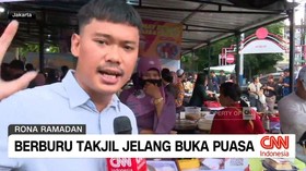 VIDEO: Berburu Takjil Menjelang Buka Puasa