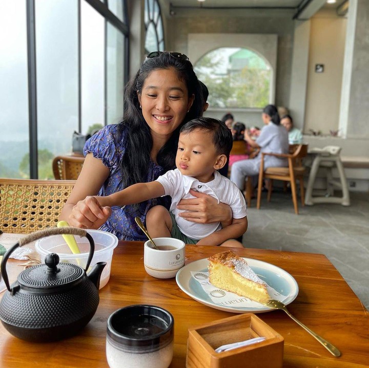 <p>Banyak netizen yang turut berbahagia dengan kedekatan Olivia Zalianty dan sang putra. Mereka pun mendoakan agar Olivia dan keluarga selalu dalam keadaan sehat. (Foto: Instagram: @oliviazallianty)</p>