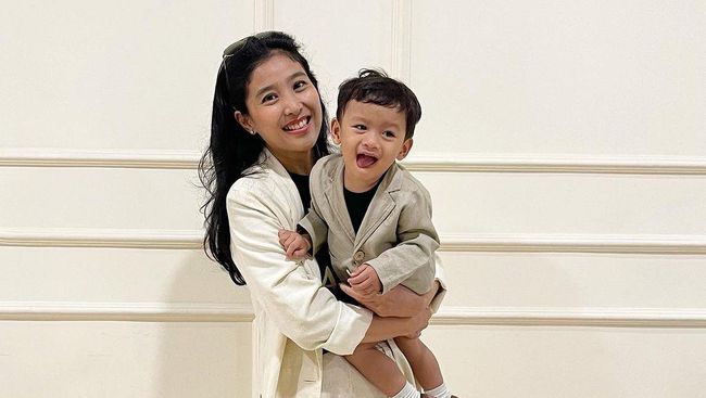 15 Nama Artis Indonesia Berawalan O Dan Artinya, Bagus Penuh Makna