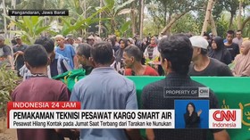VIDEO: Pemakaman Teknisi Pesawat Kargo Smart Air Berlasung Haru