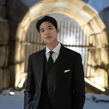 7 Fakta Menarik Aktor Tampan Moon Sang Min