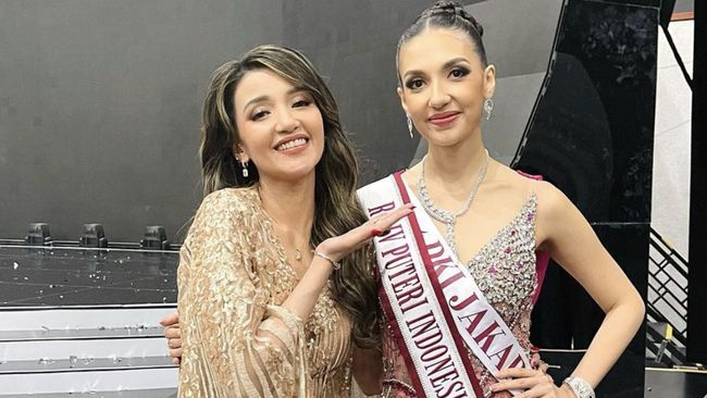 Beda Pendidikan Ghina Raihanah dan Tsania Marwa, Adik-Kakak yang Berprestasi
