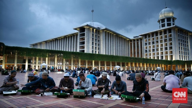 Parkir Terbatas di Istiqlal, Kapasitas Tidak Cukup untuk Bus