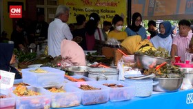 VIDEO: Pasar Takjil Benhil, Spot Berburu Takjil Saat Ramadan Tiba