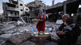 2.000 Staf Medis di Gaza Tak Punya Makanan untuk Buka Puasa