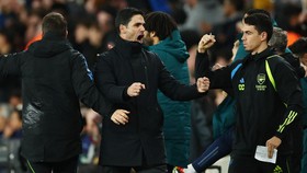 Cekcok Arteta vs Conceicao, Diklaim Hina Keluarga