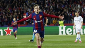 Hasil Liga Champions: Barcelona ke Perempat Final Usai Hajar Napoli