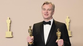 Gaji Christopher Nolan Hampir Rp1,5 Triliun dari Oppenheimer