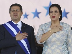 Mantan Presiden Honduras Diadili di AS, Istrinya Maju Nyapres