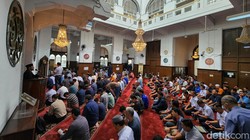 10 Contoh Kultum Tarawih Ramadan Singkat tentang Pentingnya Sedekah