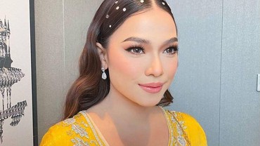 Ini IG Ruhainies yang Digerebek Ngamar di Apartemen Bareng Aktor Aliff Aziz