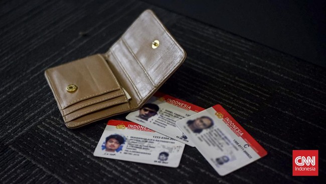 Masa Berlaku SIM Mati Saat Idul Adha Bisa Diperpanjang Pekan Depan Masyarakat pemilik SIM yang masa berlakunya habis pada 6 Juni 2025 atau bertepatan libur hari raya Idul Adha dapat dispensasi dari kepolisian