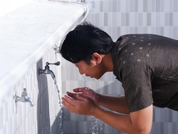 Kebersihan Sebagian dari Iman, Ini Syariat Islam tentang Bersuci