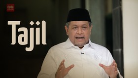 VIDEO: Bagaimana Jika Istri Bekerja Padahal Nafkah Suami Cukup?