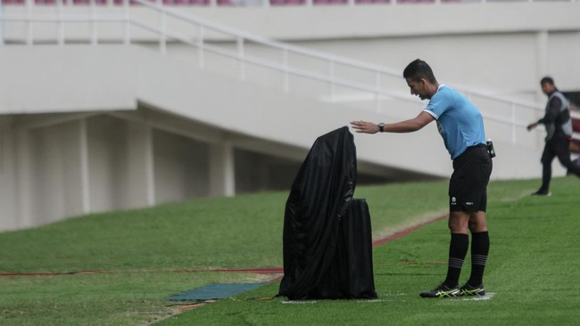 Wakil Ketua Umum PSSI Ratu Tisha Destria berharap pihaknya bisa mengirim wasit Indonesia untuk bertugas di Piala Dunia 2030.