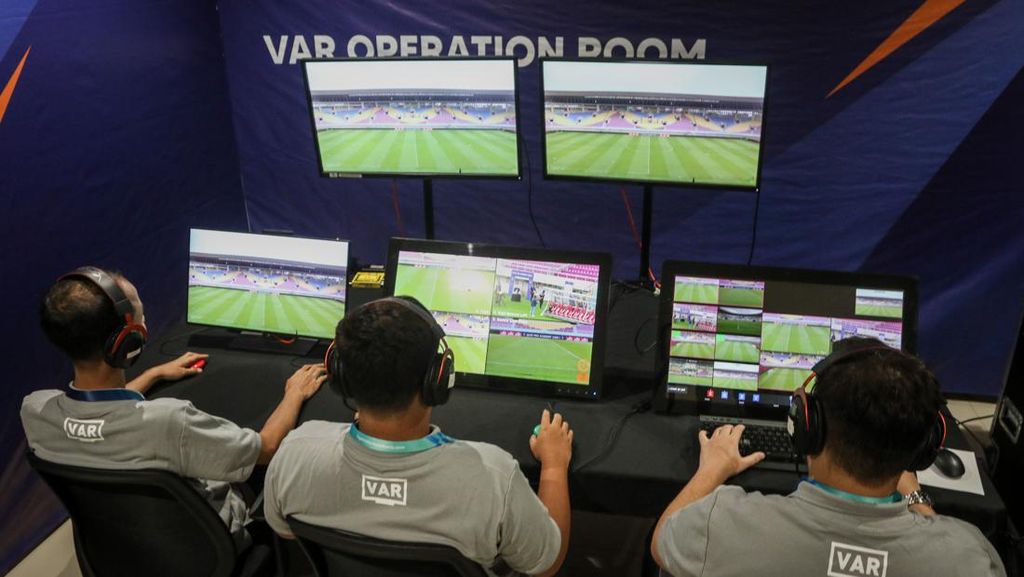 VAR Tak Berfungsi di Persija vs PSM Jadi Noktah Merah Super League