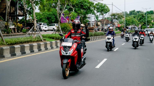 Pengujian dilakukan dengan melintasi tiga jenis jalan yang berbeda, mulai dari perkotaan, Tol Bali-Mandara, hingga perbukitan.