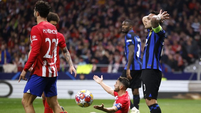 Pelatih Inter Milan Simone Inzaghi mengaku kecewa sekaligus bangga dengan perjuangan Lautaro Martinez dkk di babak besar Liga Champions.