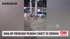 VIDEO: Banjir Rendam Rumah Sakit di Demak