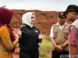 Bupati Pekalongan Minta Pabrik Biang Banjir Bandang Beri Ganti Rugi ke Warga