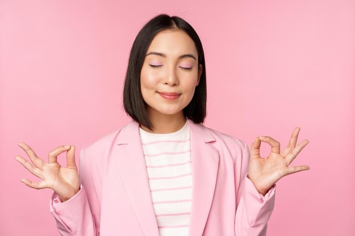 Belajar Kontrol Emosi dari 5 Zodiak Ahlinya