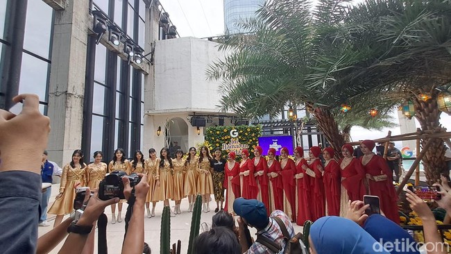 Collab Unik Nasida Ria x JKT48, Siraman Kasidah untuk Para Wota