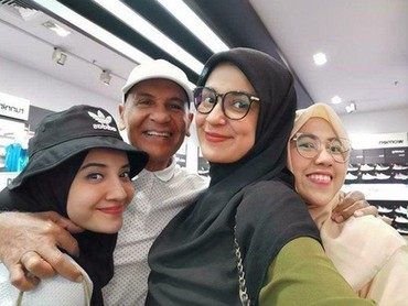 Shireen Sebut Mark Sungkar Kini Lebih Suka Dipanggil Petani Ketimbang Artis