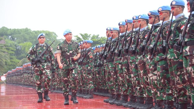 Mabes TNI menilai perpanjangan usia pensiun jadi 58-65 tahun dalam draf RUU TNI inisiatif DPR diambil berasas situasi usia produktif masyarakat Indonesia.