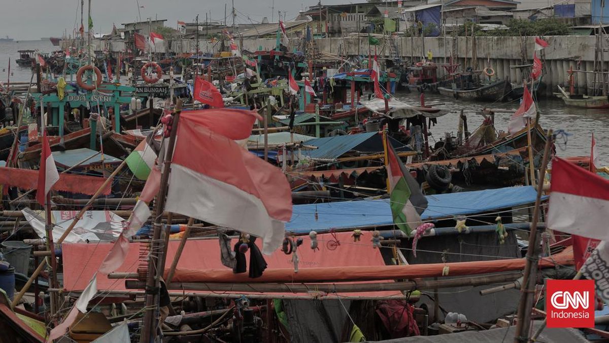 Nelayan Tradisional di Jakarta Utara Enggan Melaut Akibat Cuaca Buruk