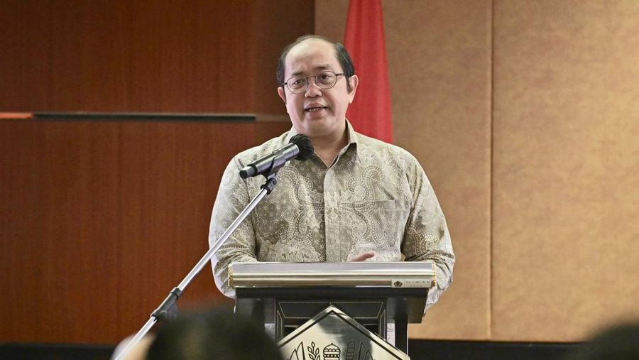 Direktur Jenderal Anggaran Kementerian Keuangan RI, Isa Rachmatarwata menyampaikan, pemberian subsidi energi ini diharapkan dapat meningkatkan komitmen antara Pemerintah dengan badan usaha dalam melayani masyarakat untuk dapat mengakses energi dengan harga terjangkau. (Dok: PLN)
