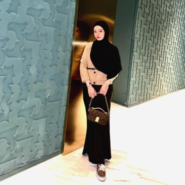 Inara Rusli Berjuang Cari Nafkah, Usai Virgoun Terjerat Kasus Narkoba