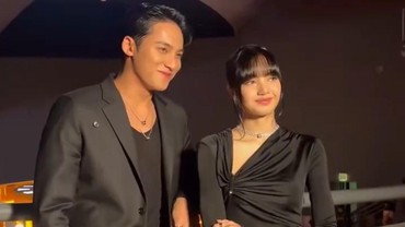 img-title Interaksi Lisa BLACKPINK ke Mingyu SEVENTEEN Saat Pemotretan Disorot