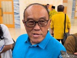 Ical Jawab Isu Jokowi Jadi Ketua Wanbin Golkar: Beliau Mau?