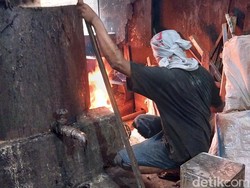 Produsen Cincau Legendaris Kota Malang Kewalahan Layani Pesanan Saat Ramadan