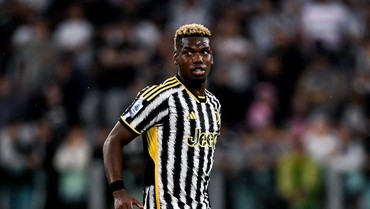 img-title Netizen Salah Fokus Lihat Orang Indonesia Berpeci di Foto Medsos Paul Pogba