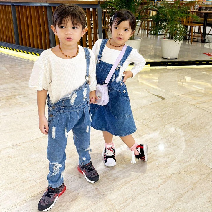 <p>"Hamil isi dua memang berasa berat memang sih, mau bergerak saja sulit. Hamil satu saja kalau sudah besar dan masuk trimester ketiga saja mau bergerak butuh bantuan. Kurang lebih seperti itu, tapi <em>double</em>, kurang lebih sama cuma <em>double effort</em> untuk berdiri atau melakukan sesuatu lebih <em>double</em>," kata Ratna Galih. (Foto: Instagram: @ratnagalih)</p>