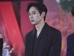 Respons Park Sung Hoon Lebih Dikenal dengan Nama Yoon Eun Sung 'Queen of Tears'
