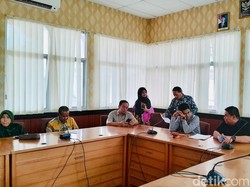 DPRD Bone Ultimatum Pemkab Segera Selesaikan Polemik 25 Nakes PPPK Dianulir