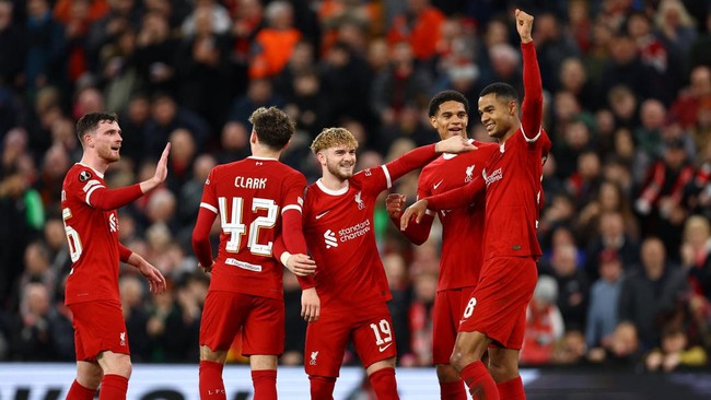 Clash of the Reds and Eagles: Liverpool Bertekad Menggoyang Dominasi Manchester City