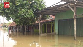 VIDEO: Ratusan Rumah Warga di Karawang Terendam Banjir Hingga 2 Meter