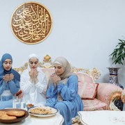Kapan Waktu Terbaik untuk Makan Sahur Menurut Rasulullah SAW?