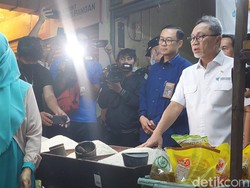 Zulhas Cek Pangan di Pasar Kramat Jati, Harga Cabai Tembus Rp 100.000/Kg